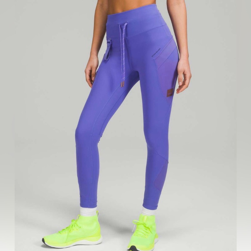 Lululemon Cargo Super-High-Rise Hiking Tight 25"
*Charged Indigo*
